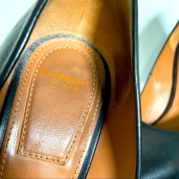 Givenchy | Designer Leather Pumps 4" Heel 6.5 - Picture 6 of 8